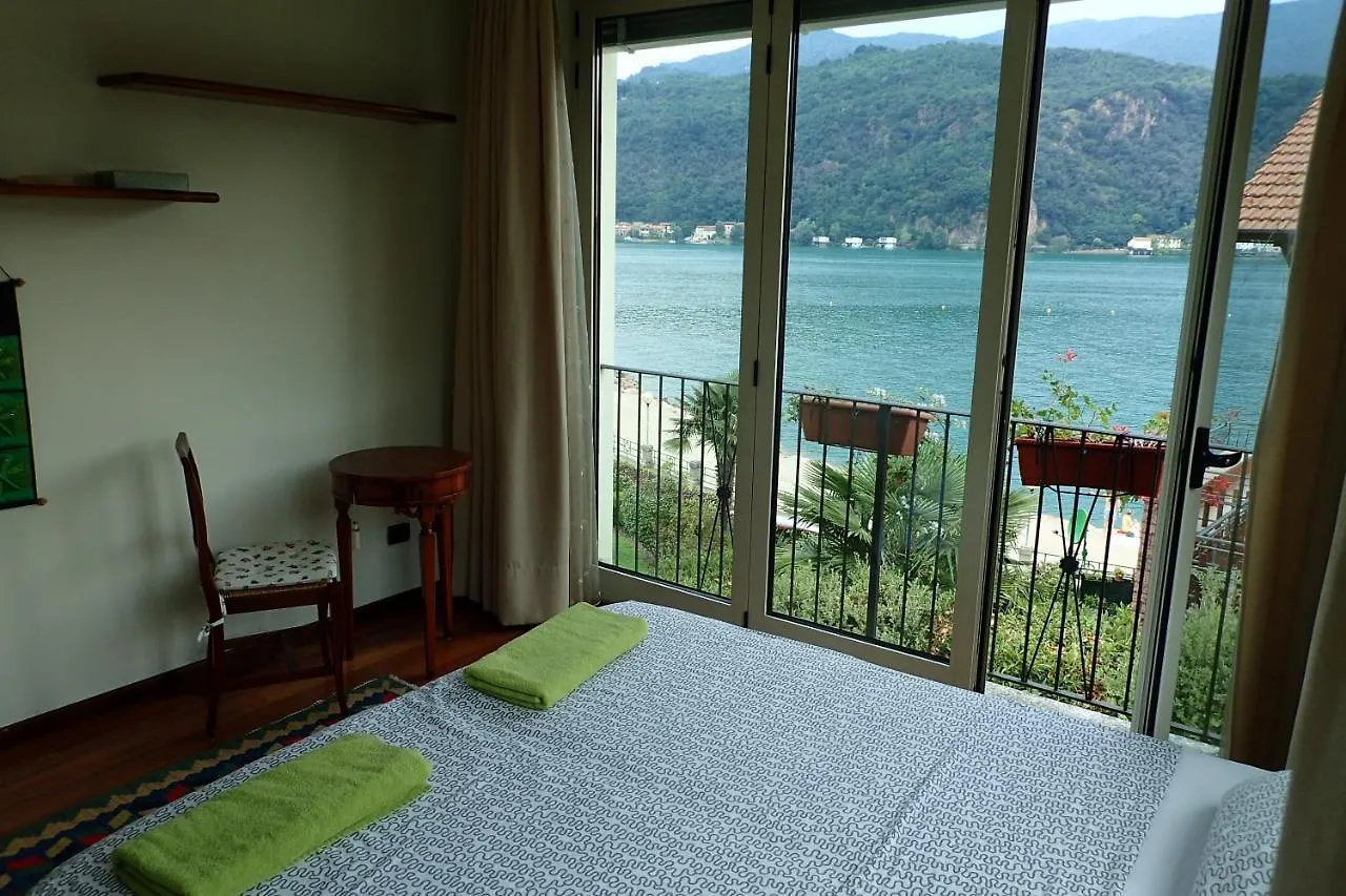 Bed and breakfast B&B Dolce vita al lago Lugano Porto Ceresio Italia